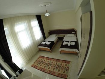Our Place Hotel Ölüdeniz Buitenkant foto